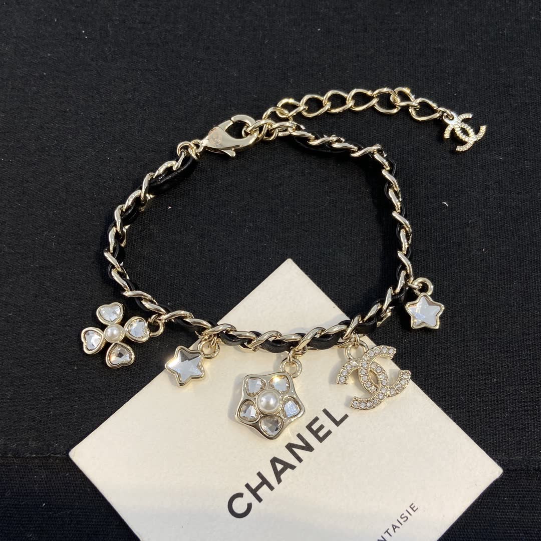Van Cleef & Arpels Charm Bracelet